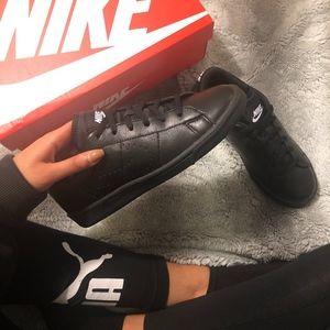 Nike Leather Sneakers
